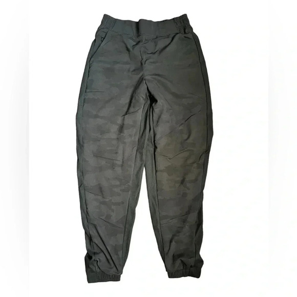 Athleta BROOKLYN LINED CAMO JOGGER Camo Lux Black tapered hem Size 0 - Picture 2 of 15